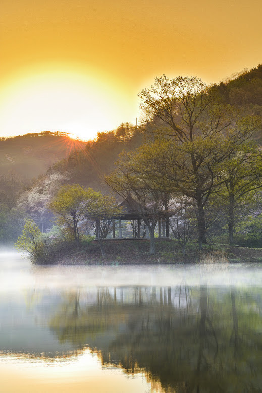 Sunrise from Choi.jpg