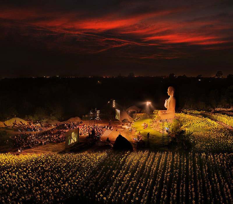 Moments by Weerapong Chaipuck