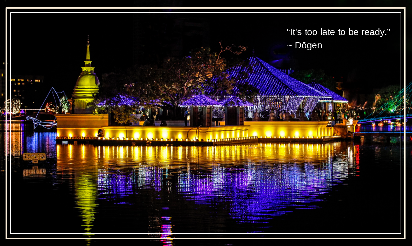 Gangaramaya Buddhist temple by Chamila Karunarathne
