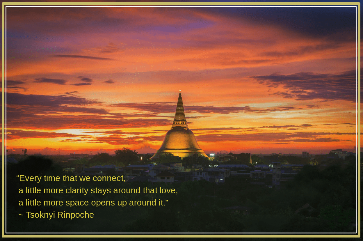 Phra Pathom Chedi from Santi foto